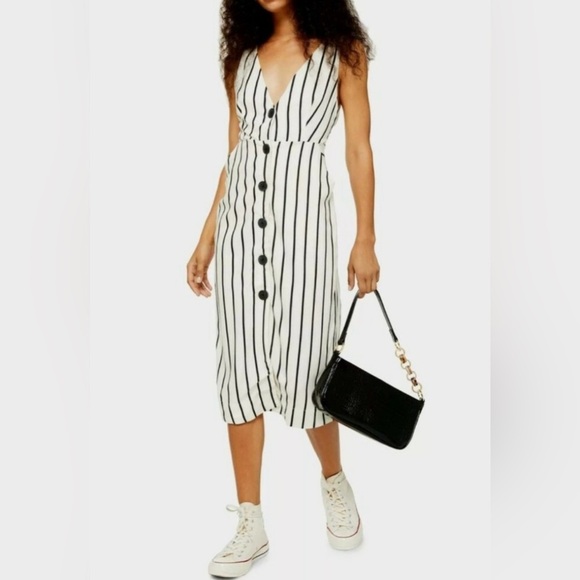 Topshop Black and White Button-Front Dress - Picture 2 of 14